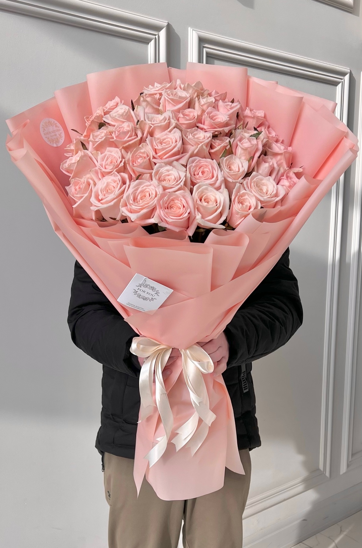 39 Ніжно - рожевих троянд, 80 см