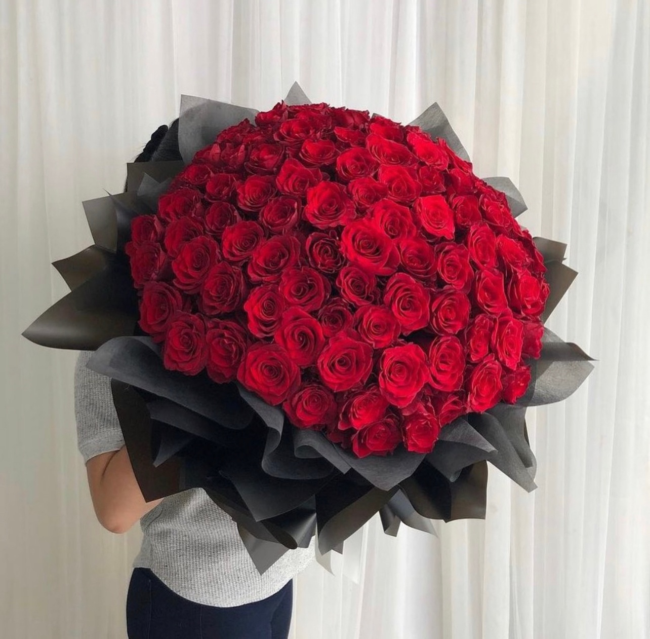 101 Червона троянда, 50 см