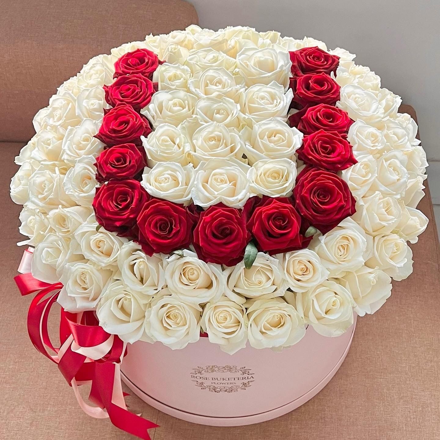 Композиція I❤️U із 301 троянди в коробках XL