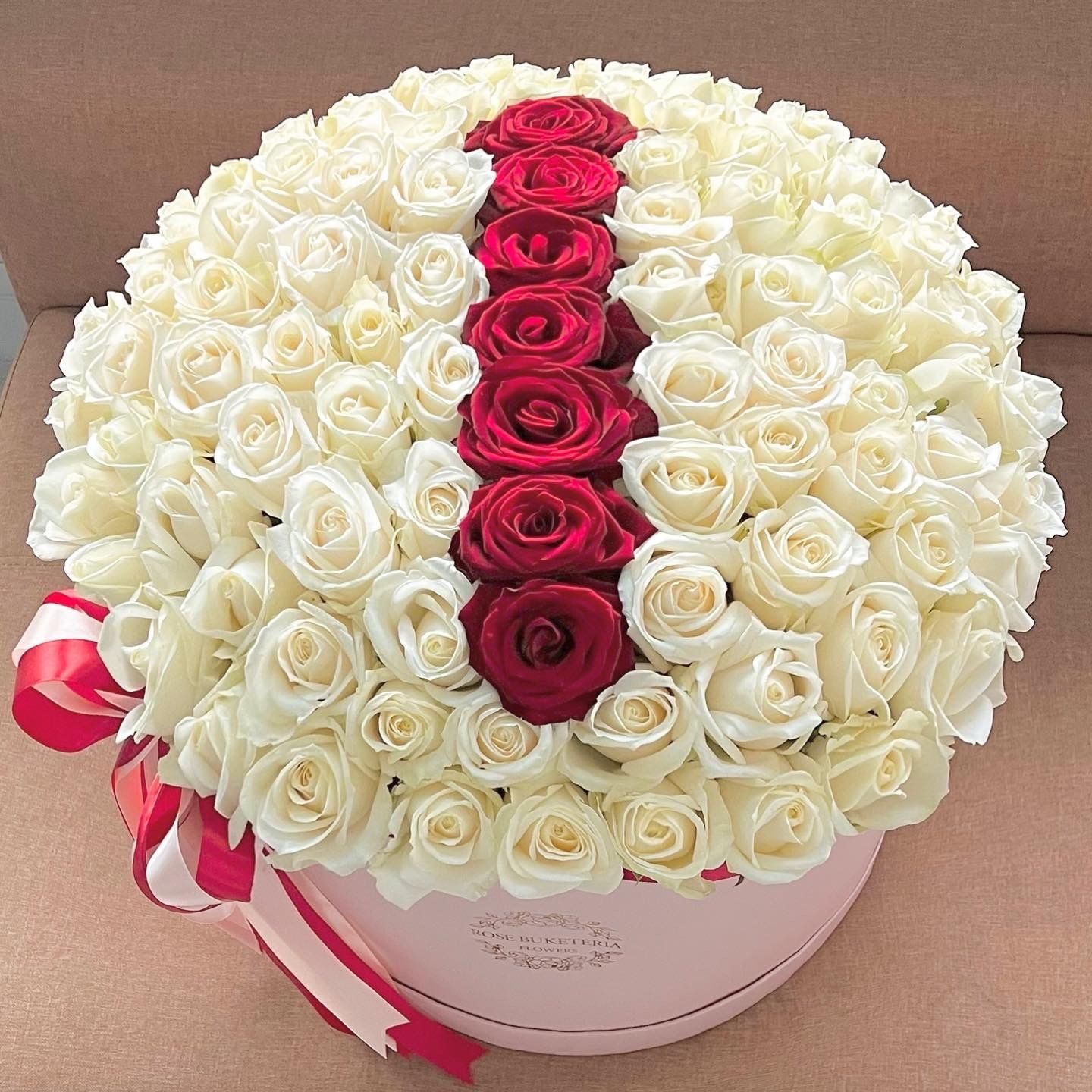 Композиція I❤️U із 301 троянди в коробках XL