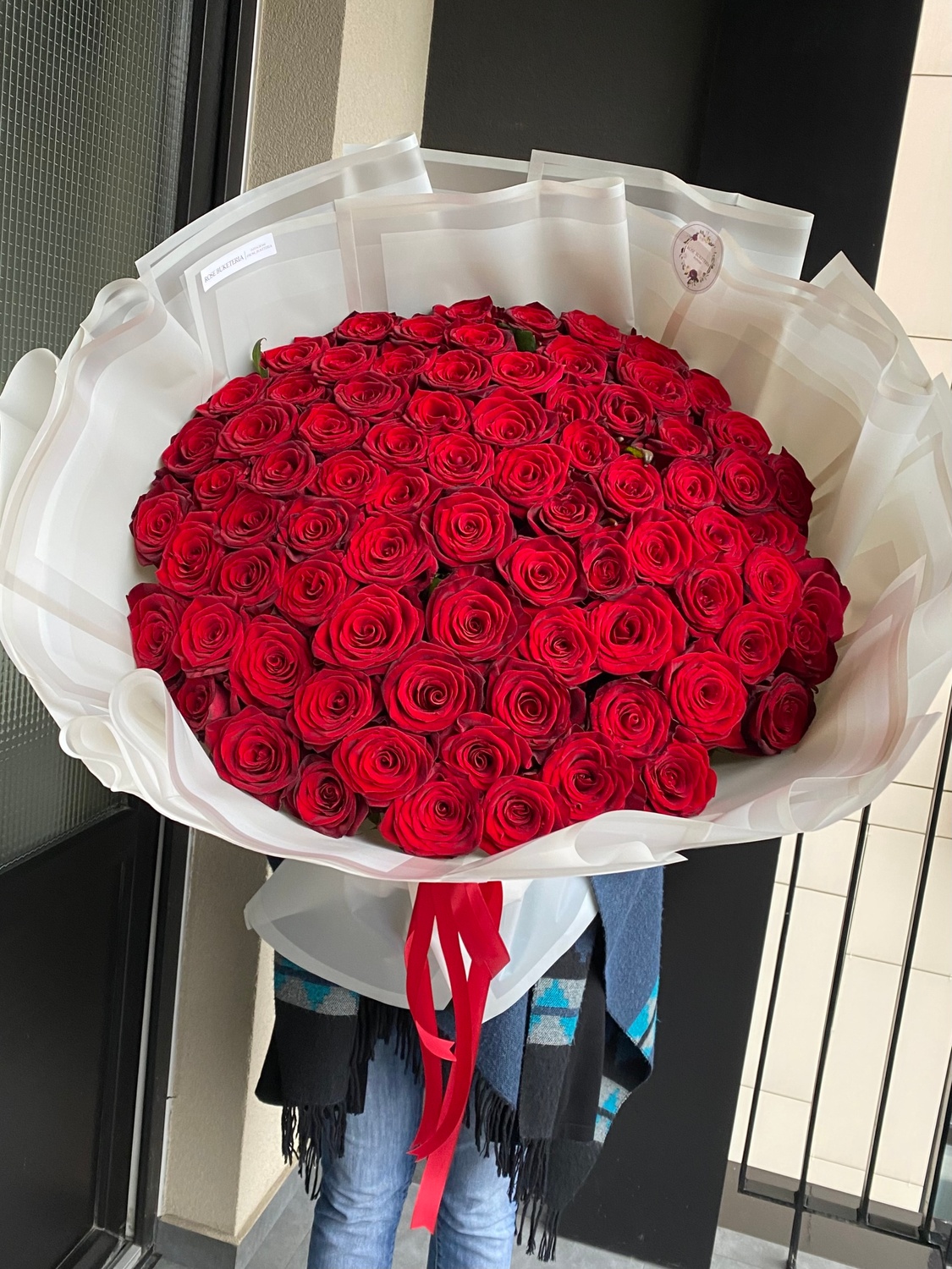 79 Красных роз, 80 см (Гран При)
