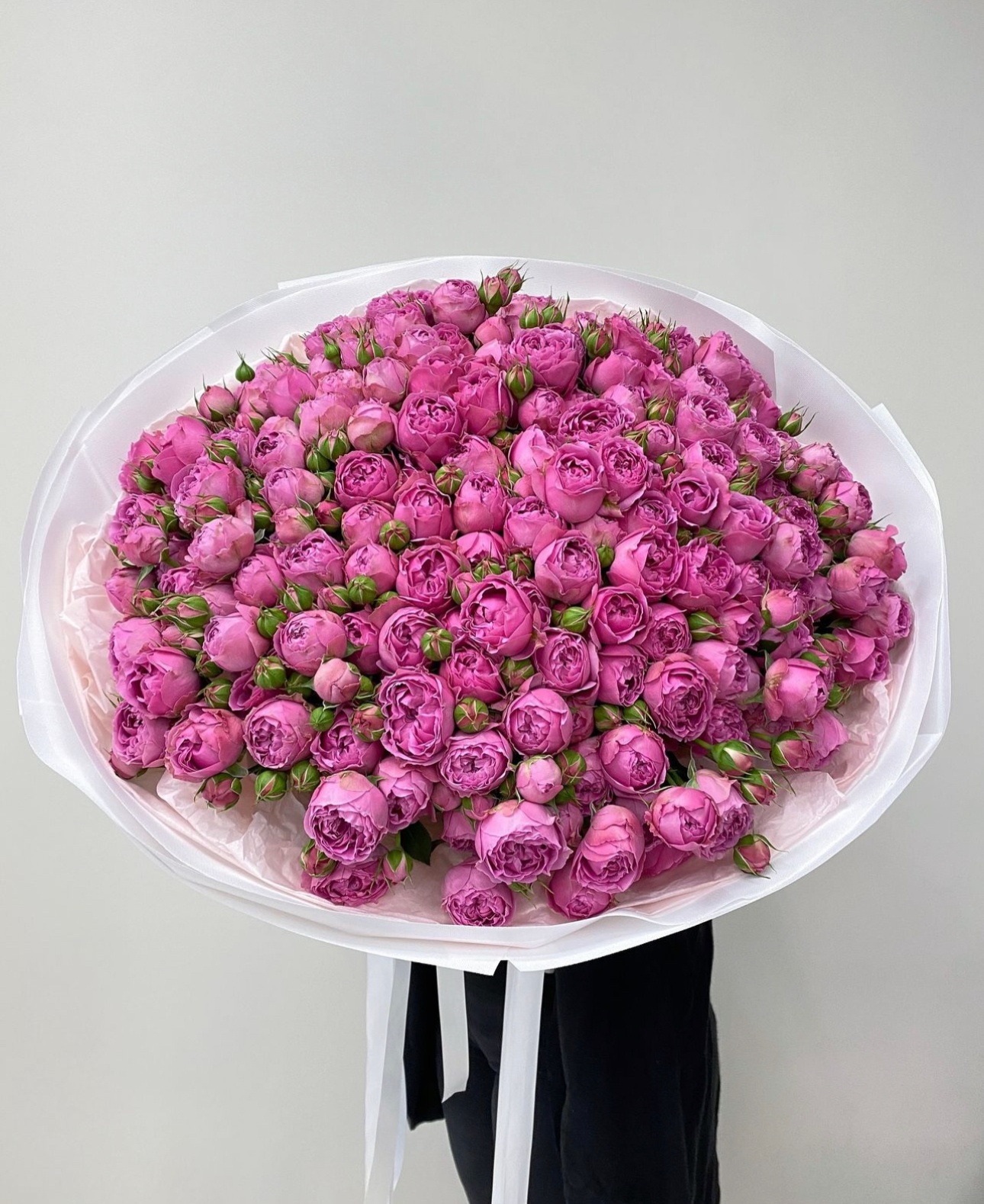 79 Веток кустовой розы, 60 см «Мисти баблс»