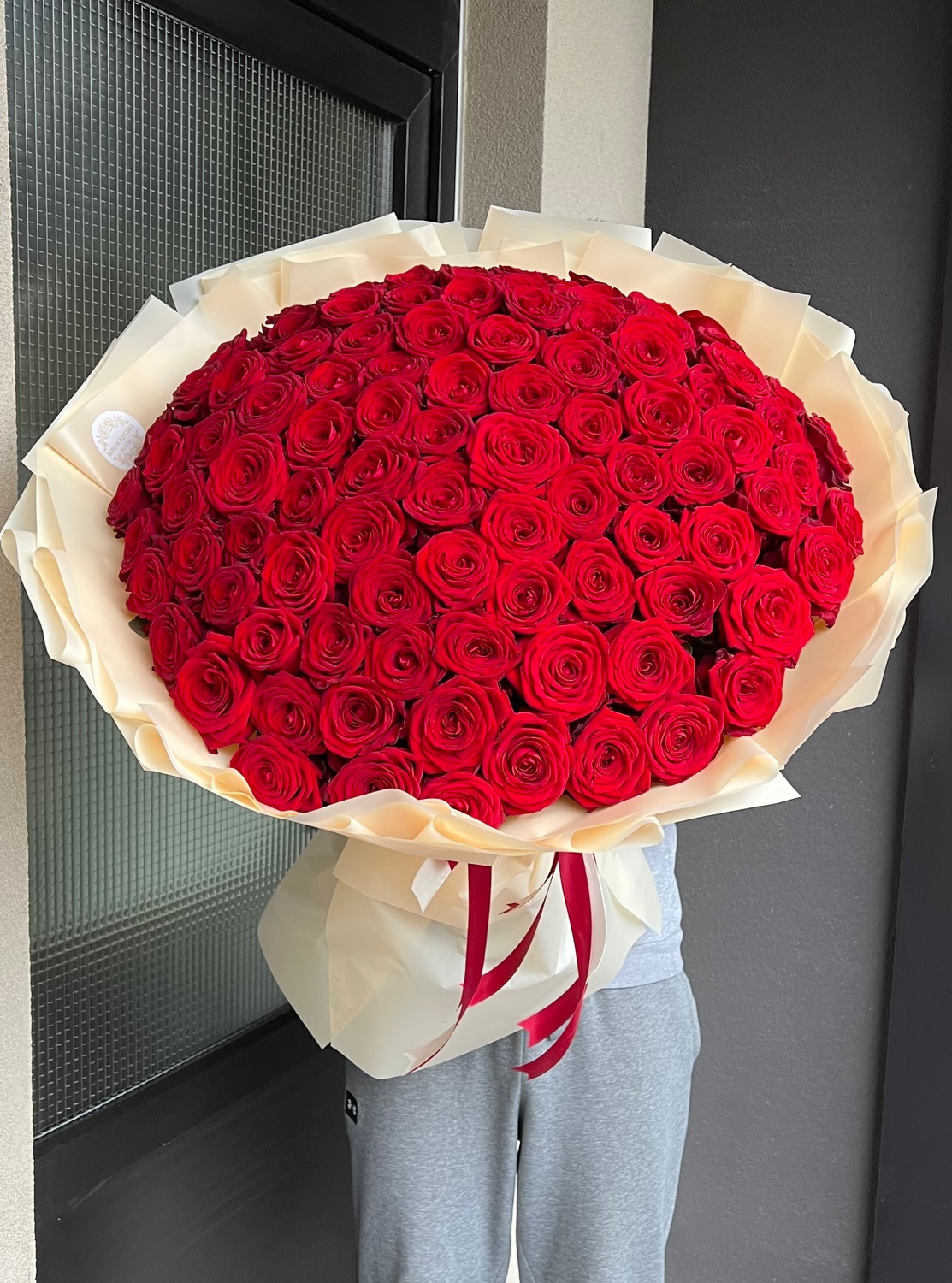 101 Червона троянда, 80 см
