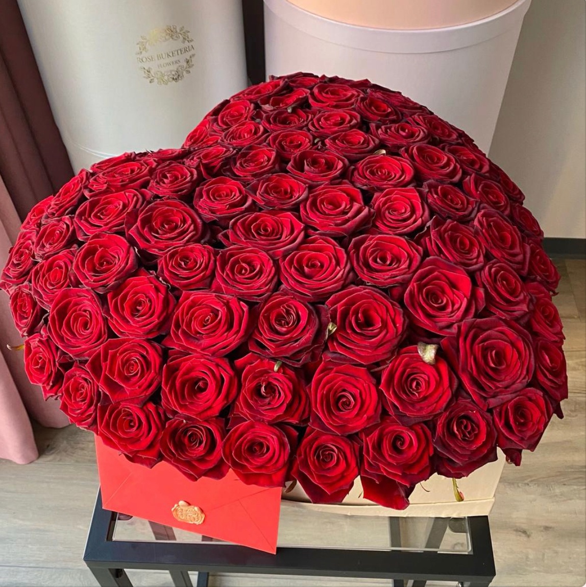 101 Червона троянда в шляпній коробці XL «Сердце»
