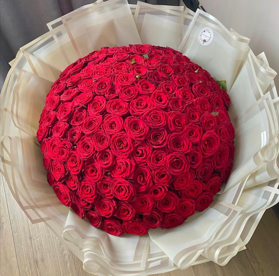 159 Красных роз, 70 см